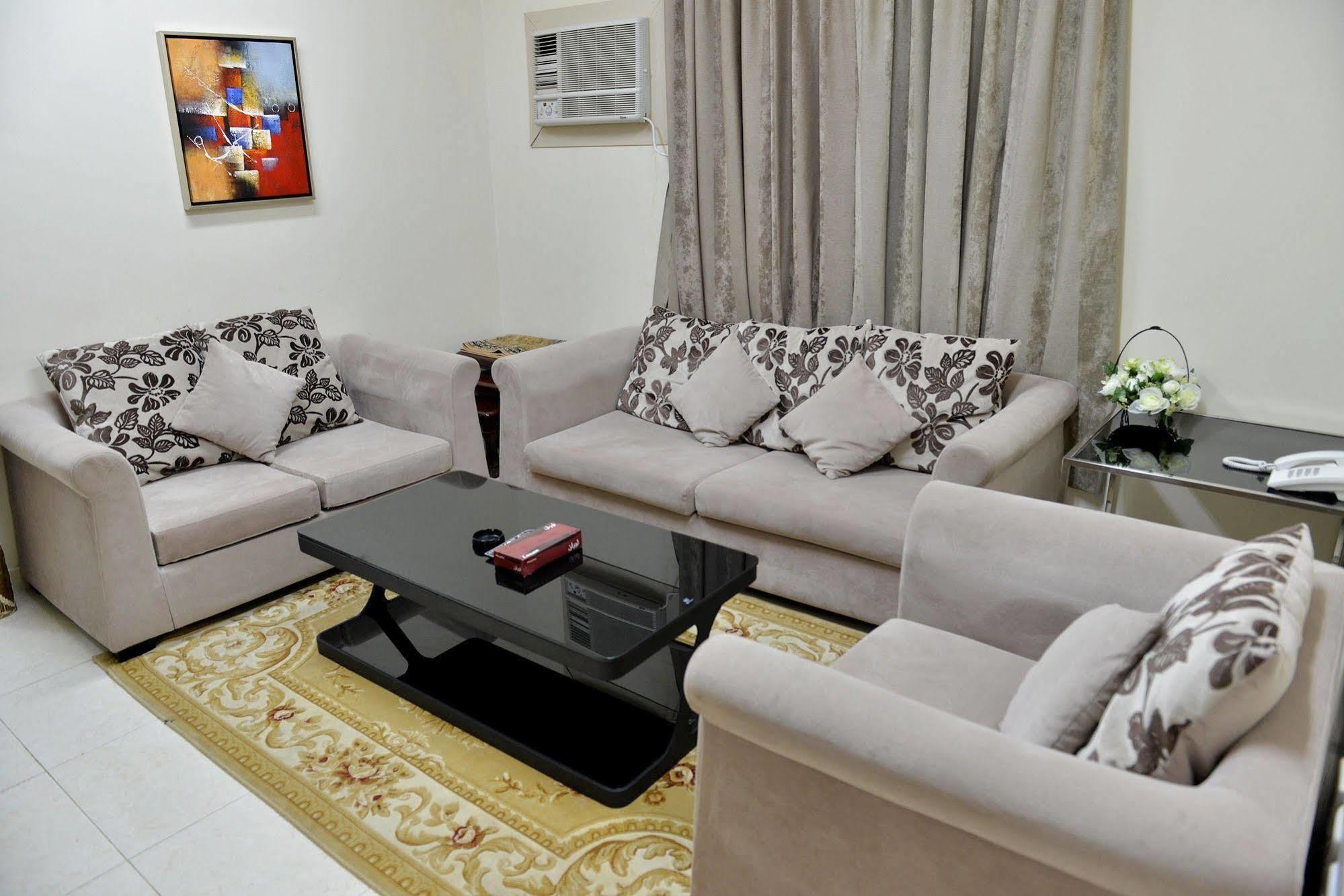 Al Mawasem Al Arbaa Aparthotel Al Al Jubail Kültér fotó